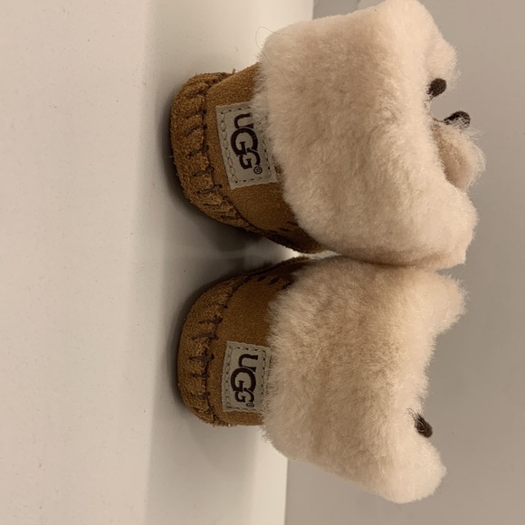New baby UGG boots sz 2/3 - Picture 2 of 7